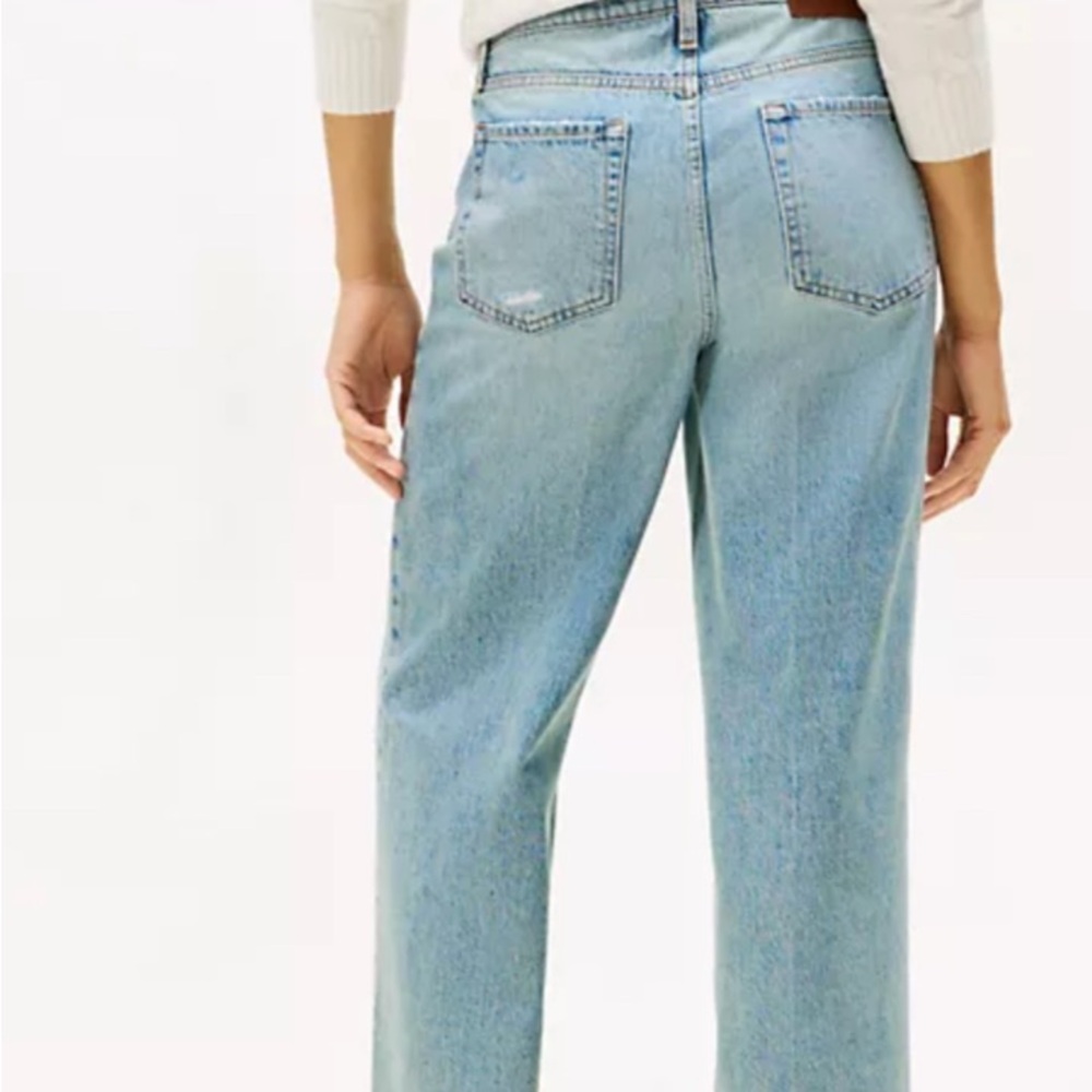 Light Blue Distressed Women Jeans - Picture 3 of 7